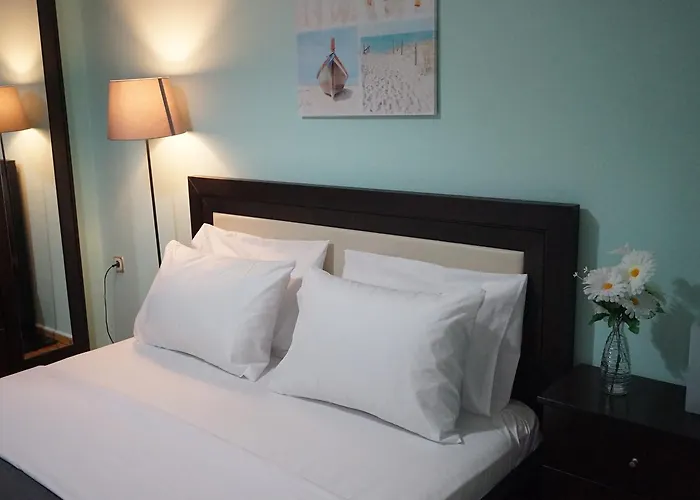 Navarino Square * 塞萨洛尼基