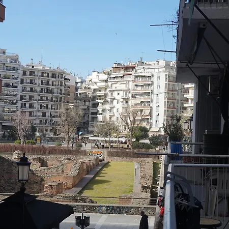 Navarino Square *